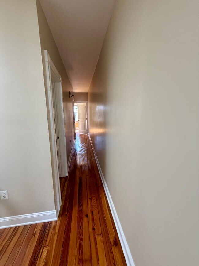 Building Photo - Historic Charm Meets Modern Comfort in Charles Village