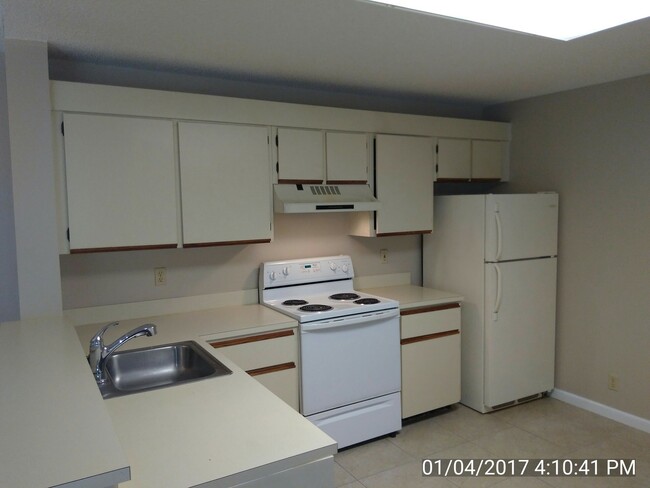 Building Photo - 3rd Floor Condo in Grand Marquis - Plantat...