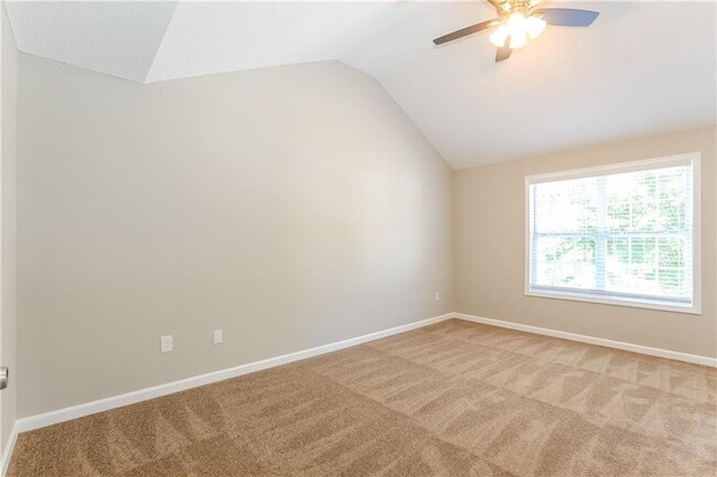 Building Photo - 6961 Mahonia Pl