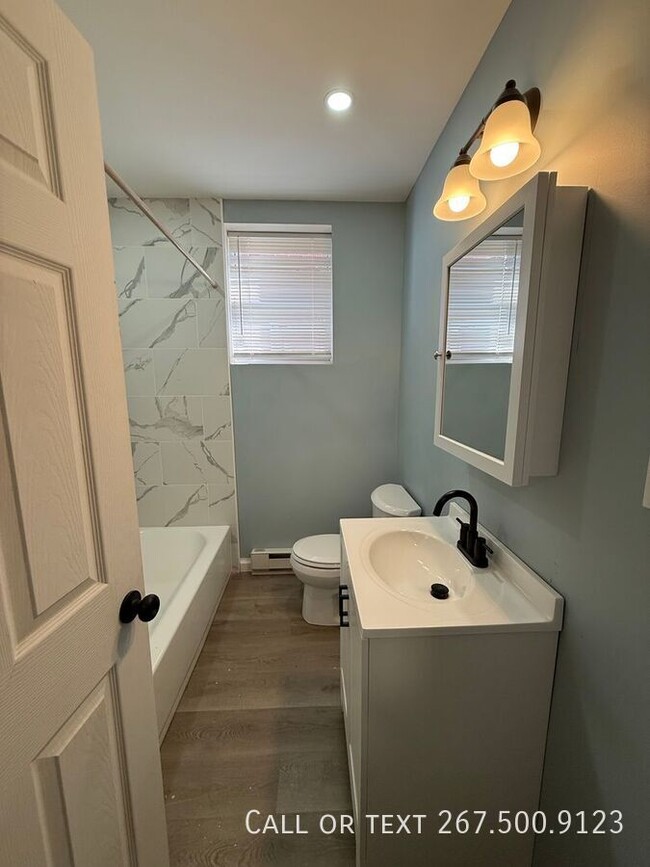 Building Photo - 6024 Christian St