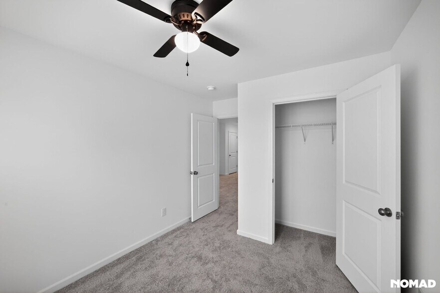 Building Photo - 2401 Brookville Dr