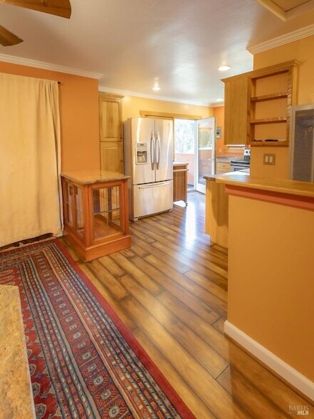 Building Photo - 944 Clover Dr