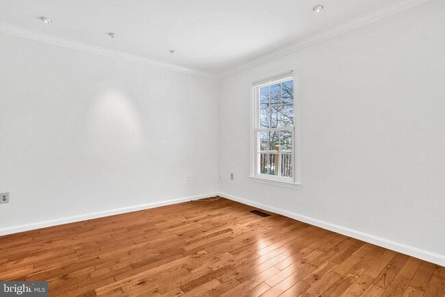 Building Photo - 7413 Salford Ct