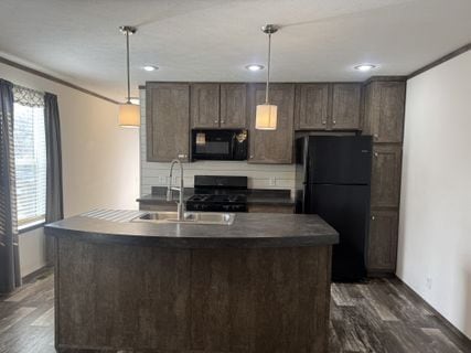 Building Photo - 57 Arbor St