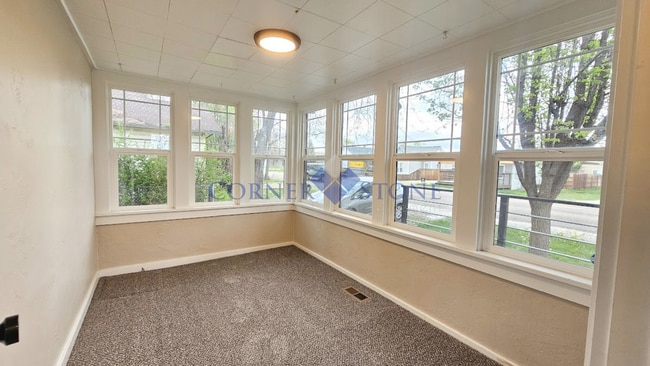 Building Photo - Charming Fully Renovated Home in Nampa!