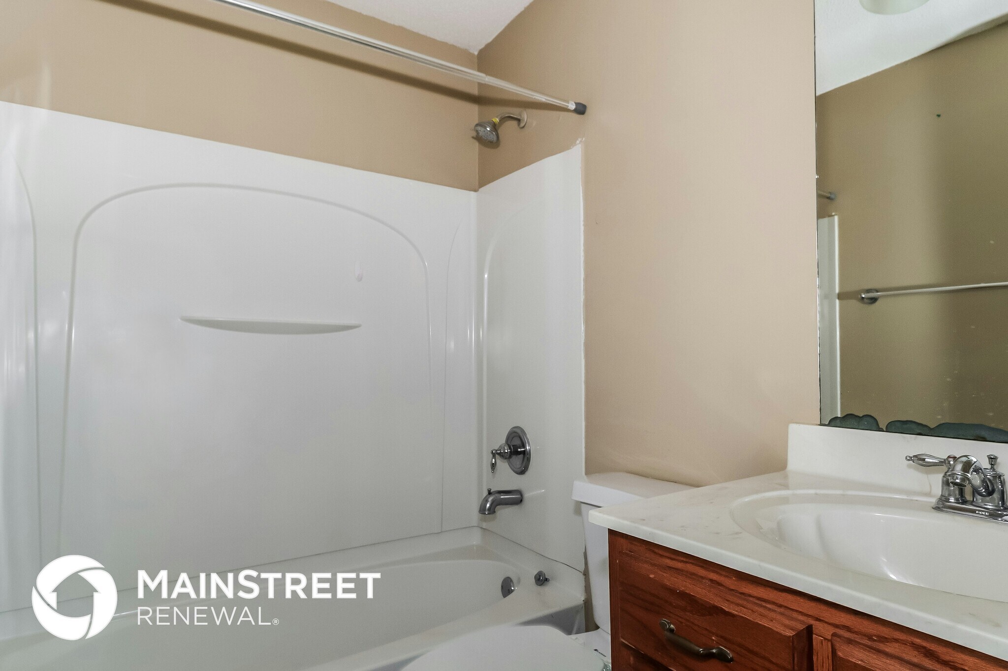 Building Photo - 6677 Kentbrook Dr