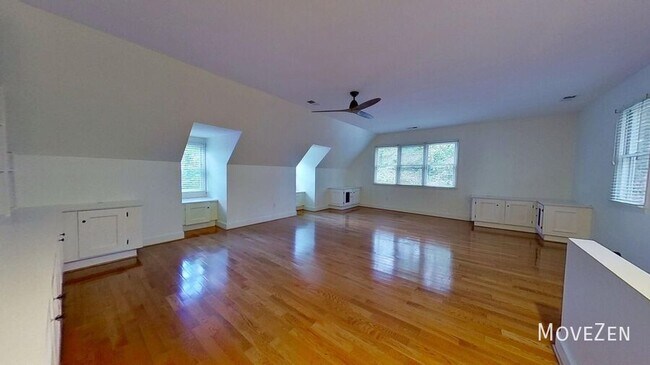 Building Photo - 5630 Colony Crossing Dr