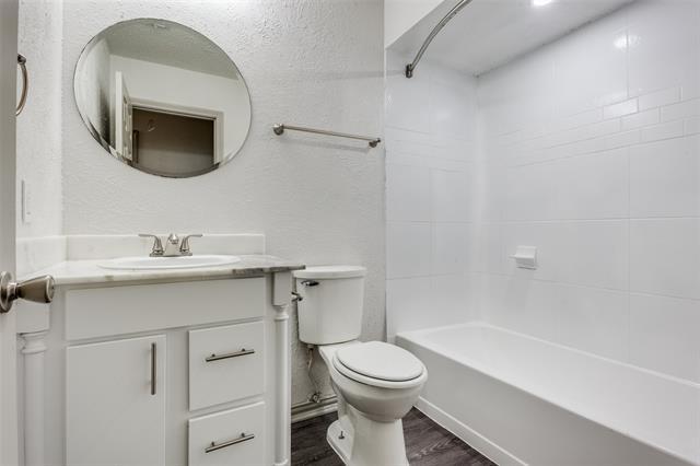 Building Photo - 2128 Trellis Pl