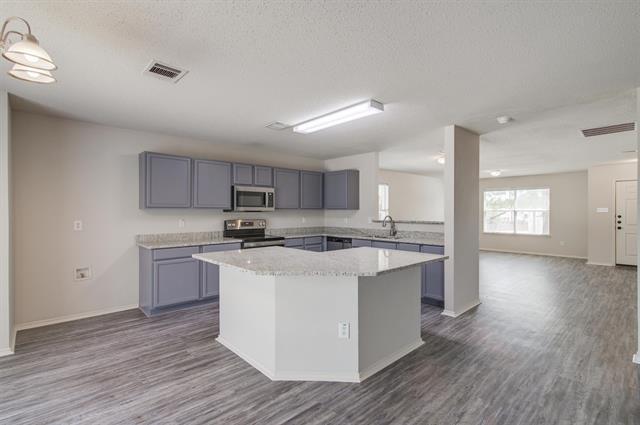 Building Photo - 8857 Stirrup Way