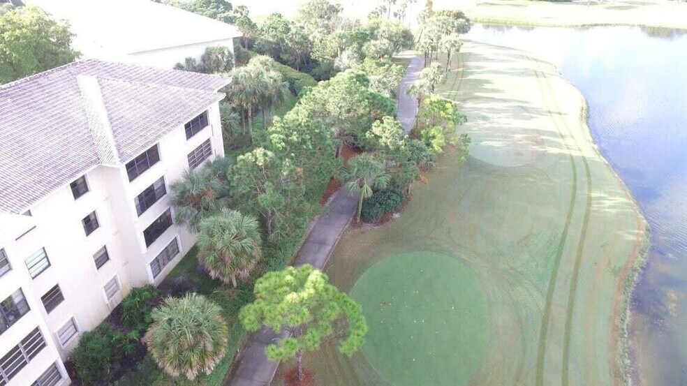 Building Photo - 3521 Village Blvd