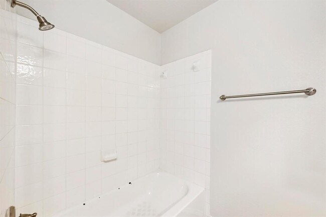 Building Photo - 1921 Sand Creek Rd