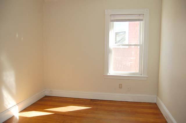 Building Photo - 65 Carrington Ave