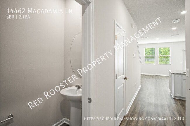 Building Photo - 14462 Macadamia Ln