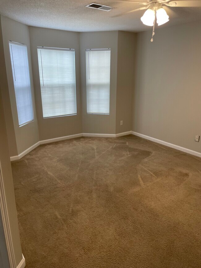 MASTER BED ROOM - 11483 S Glen St