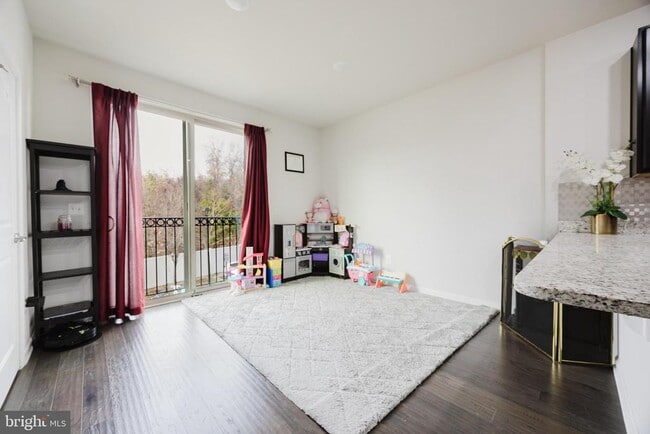 Building Photo - 43831 Stubble Cor Sq