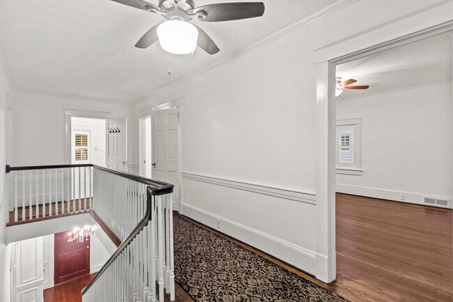 Building Photo - 1502 Tryon Rd