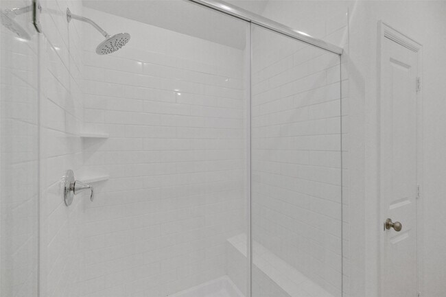 Building Photo - 5562 Amber Brook Ln