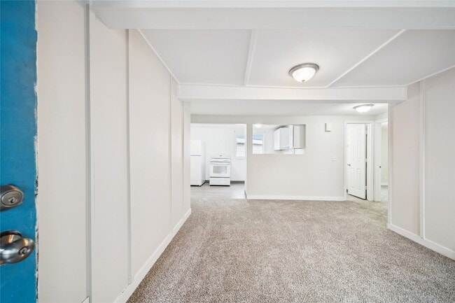 Building Photo - 1303 W 23rd Ave