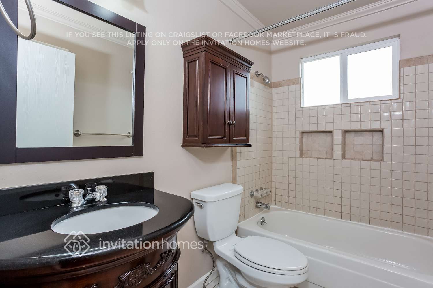 Building Photo - 4817 S Pitkin Way