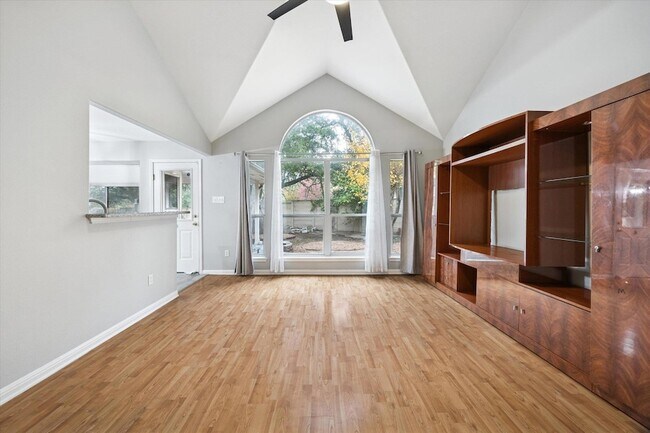 Building Photo - 101 Muscovy Ln