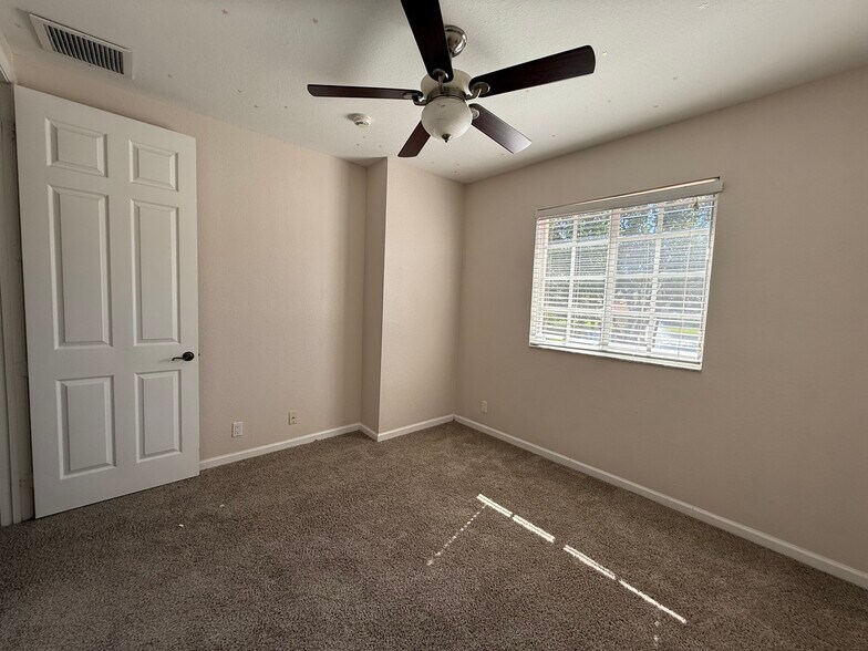 Building Photo - 7407 Briella Dr