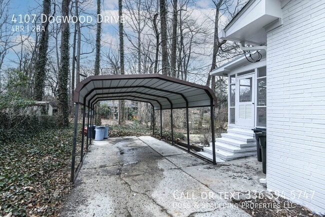 Building Photo - 4107 Dogwood Dr