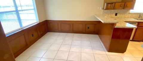 Building Photo - 323 Maybrook Dr