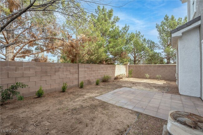 Building Photo - 2412 Energized Ct