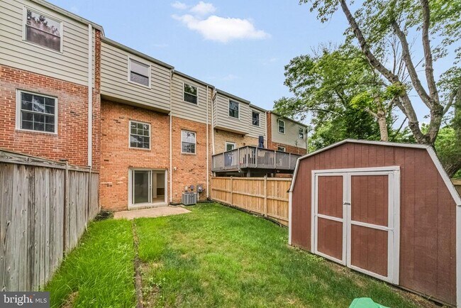 Building Photo - 68 Orchard Dr