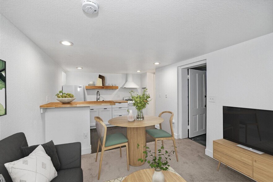 Primary Photo - Stylish Governors' Park 1 bed/1 bath apart...