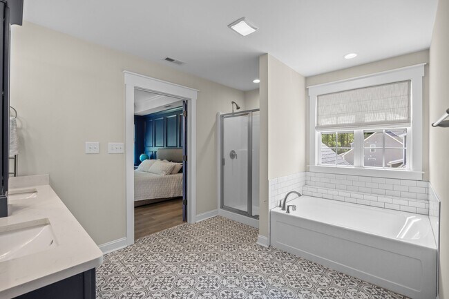 Building Photo - 3506 Sir James Ln