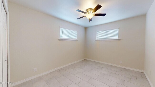 Building Photo - 10308 Windsor Dr