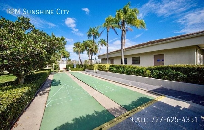 Building Photo - 1324 Pasadena Ave S