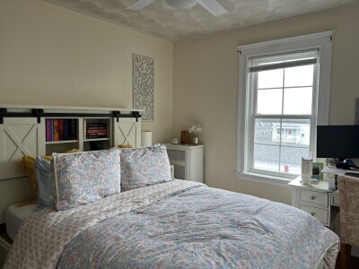 Building Photo - 66 Craigie St