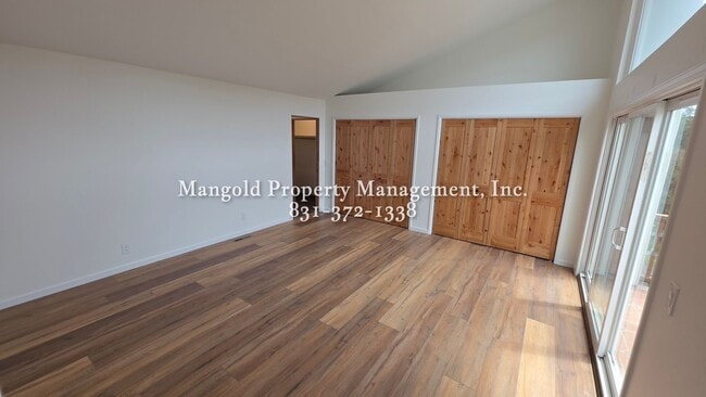 Building Photo - 28 Castanada Pl