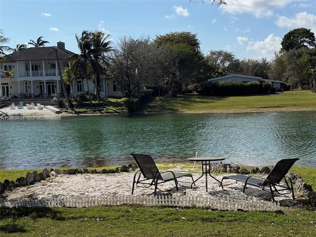 Building Photo - 11820 SW 69th Ct