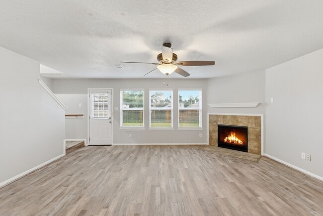 Building Photo - 4910 Conifer Ridge Way