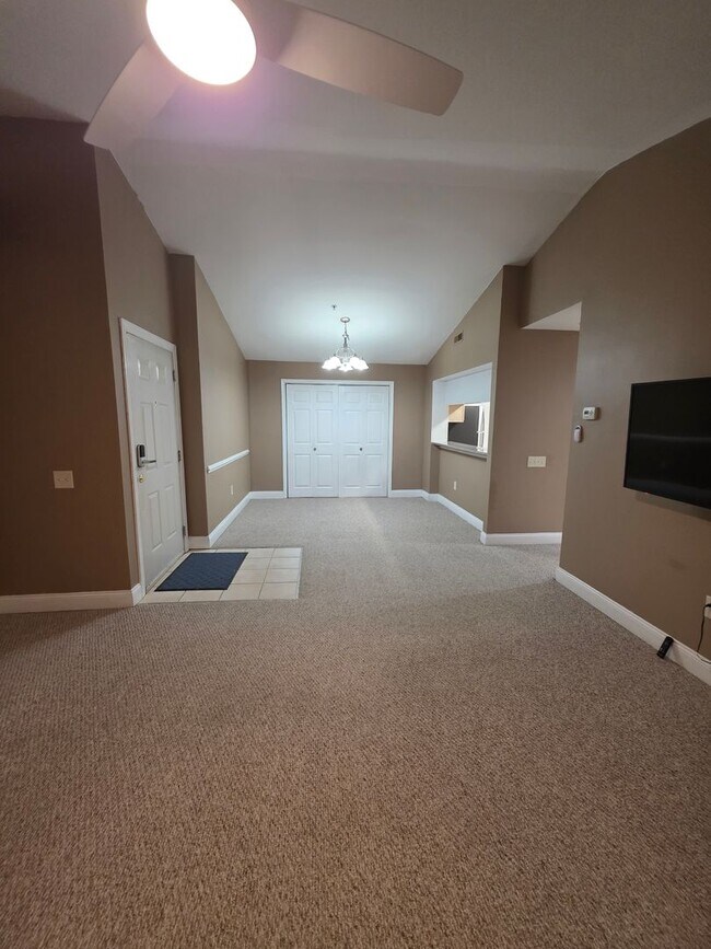 Building Photo - Waters Edge Condos