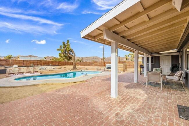 Building Photo - 7552 Elk Trail
