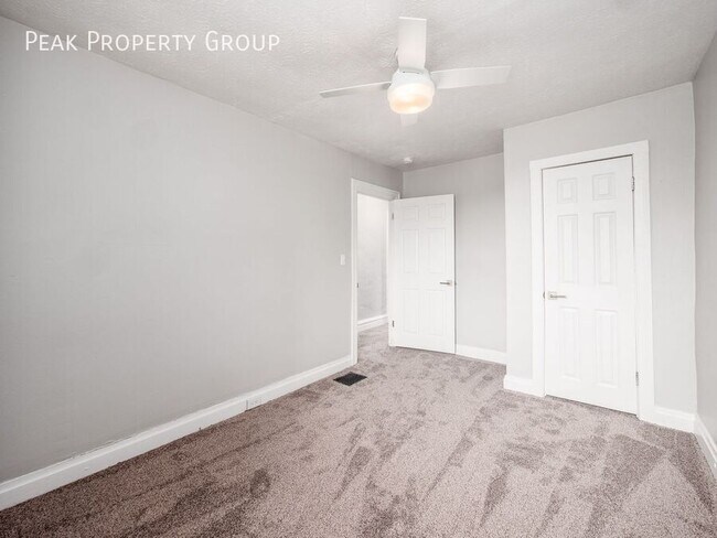 Building Photo - 1252 S Washington Ave