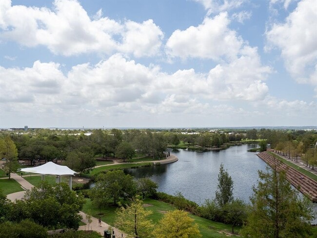 Building Photo - 1701 Simond Ave Ave