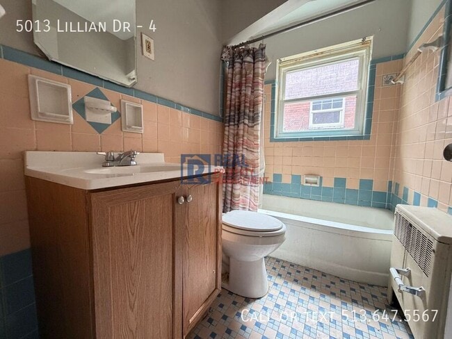 Building Photo - 5013 Lillian Dr