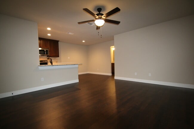 Building Photo - 8145-8147 Arbor