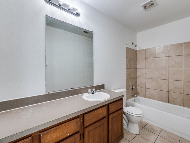 Building Photo - 4516 Alamosa St