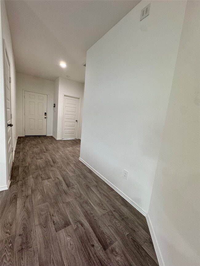 Building Photo - 2216 Laurel Bloom Ln