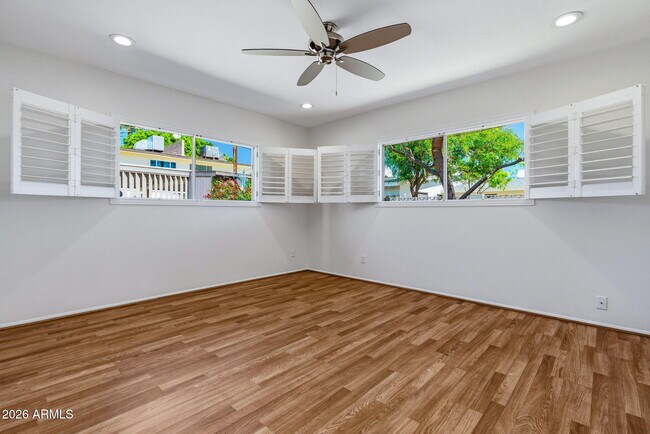 Building Photo - 3640 E Montecito Ave