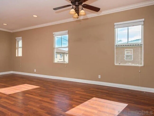 Building Photo - 1517 Laurel Grove Dr