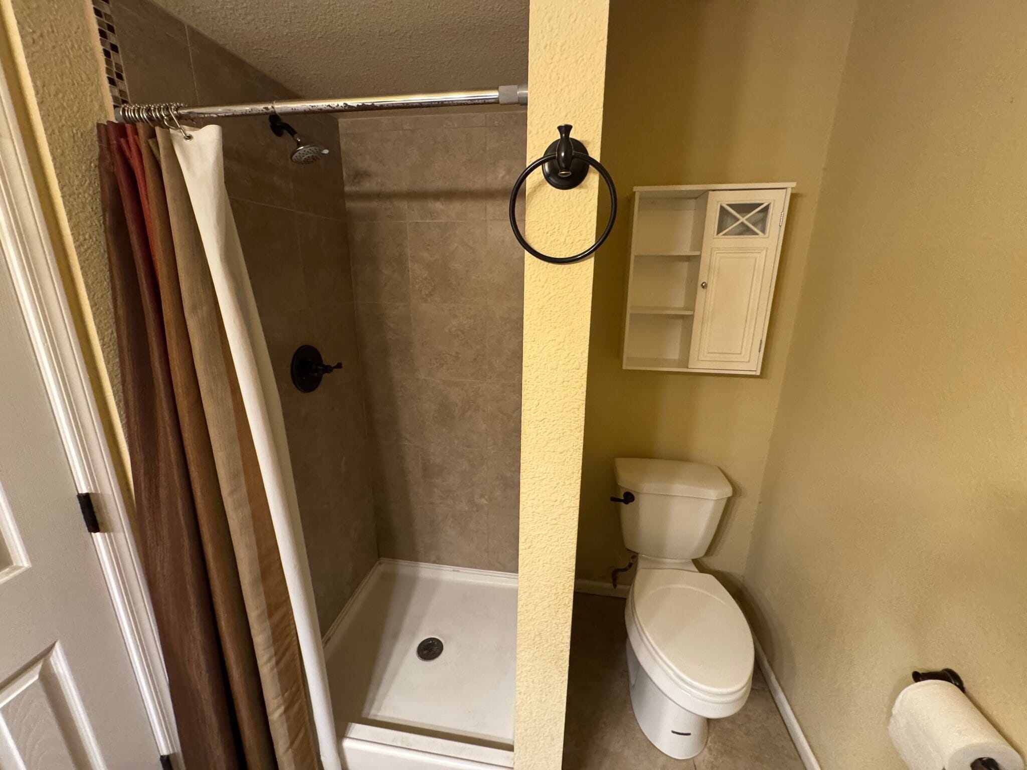 Building Photo - 2058 E Fremont Dr