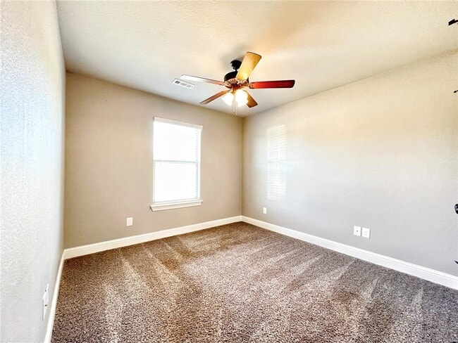 Building Photo - 710 Captain Hopkins St