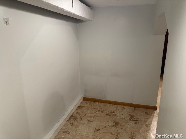 Building Photo - 31-31-31-88 88th St